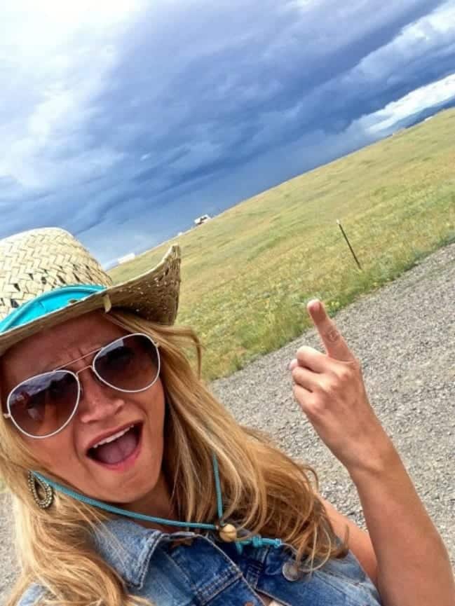 Road Tripping and storm chasing in Wyoming